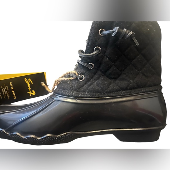 Seven7 Boots - Picture 2 of 3